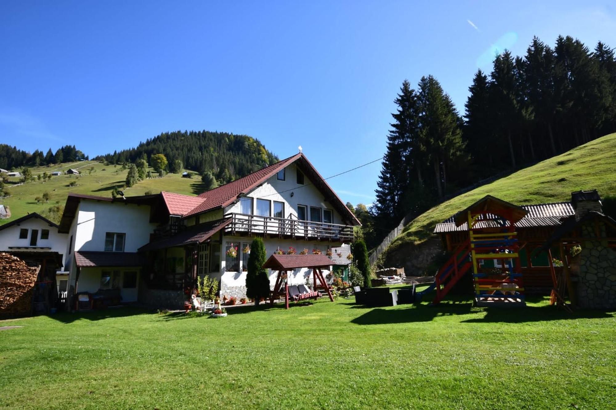 Отель Casa Stefanut Моечиу-де-Сус Экстерьер фото