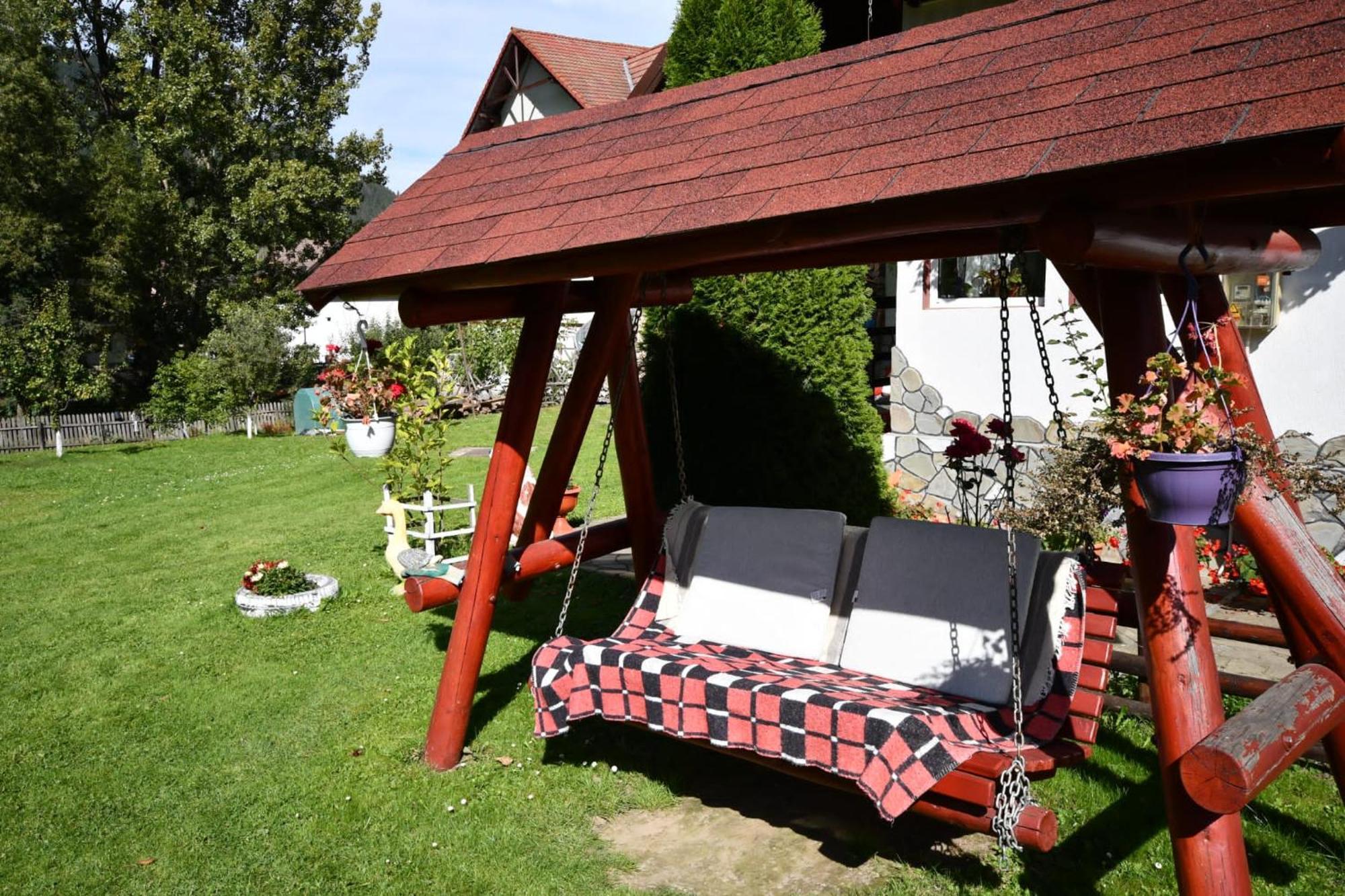 Отель Casa Stefanut Моечиу-де-Сус Экстерьер фото
